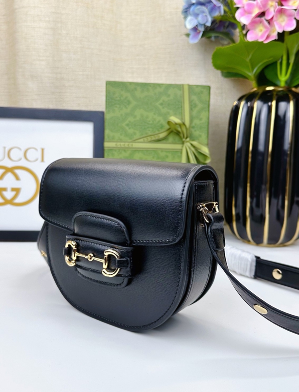 激安グッチバッグコピー側面デザイン